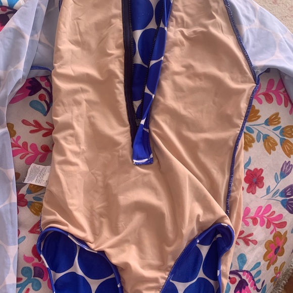 J crew Crew cuts size 12 rash guard body suit.  Fully lined in bodice. - Picture 4 of 4